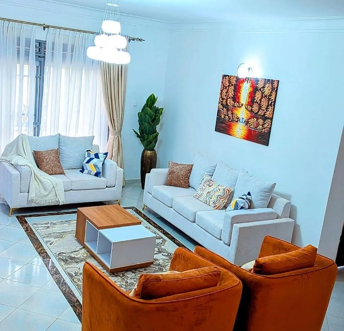 3 Bedroom Family-Friendly Apartment In Kampala Near The Mall Uganda