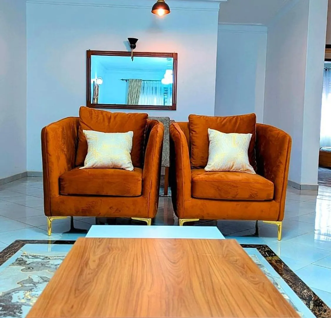 3 Bedroom Family-Friendly Apartment In Kampala Near The Mall