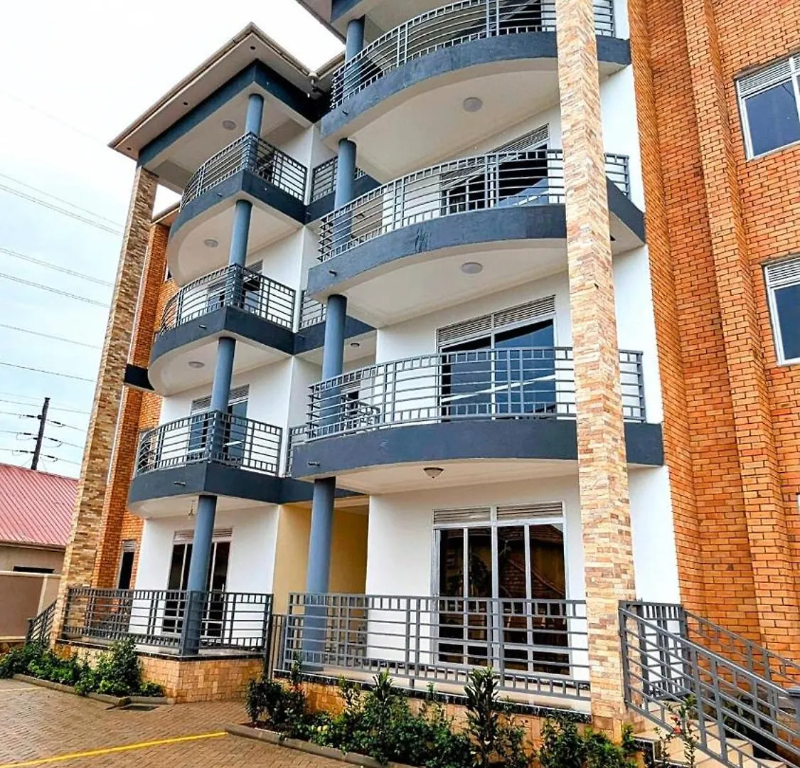 3 Bedroom Family-Friendly Apartment In Kampala Near The Mall Uganda