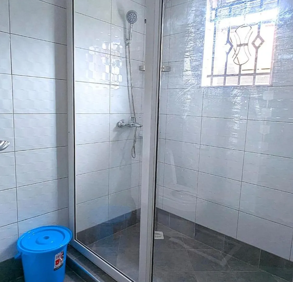 3 Bedroom Family-Friendly Apartment In Kampala Near The Mall 0*,  Uganda