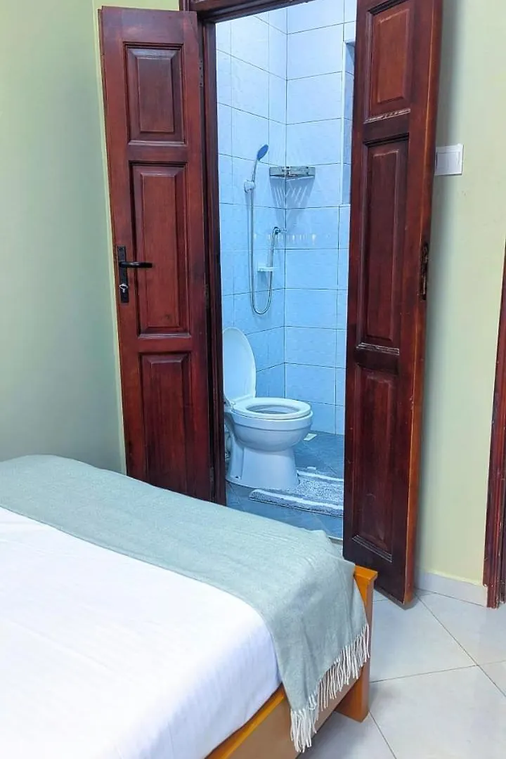 3 Bedroom Family-Friendly Apartment In Kampala Near The Mall